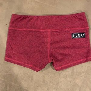 Medium plum cherry OG fleos **like new**